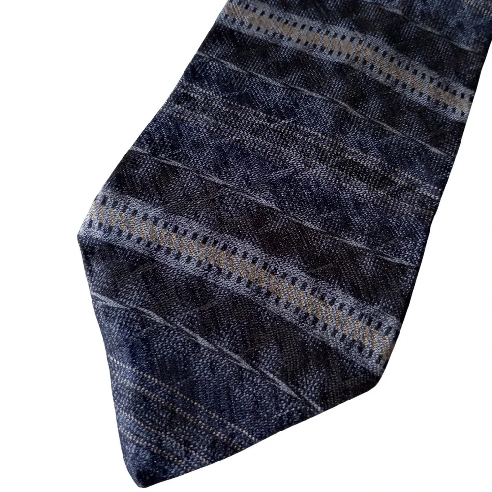 Ivy Crew Classics Mens Silk Tie Navy Blue Gray Gold Geometric Striped Jacquard